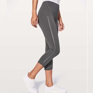 Lululemon Wunder Under Crop Hi-Rise Awaken Full-On Luxtreme Size 6 – Like New